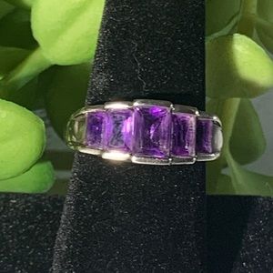 Vivid Amethyst Sterling Silver Ring Size 9